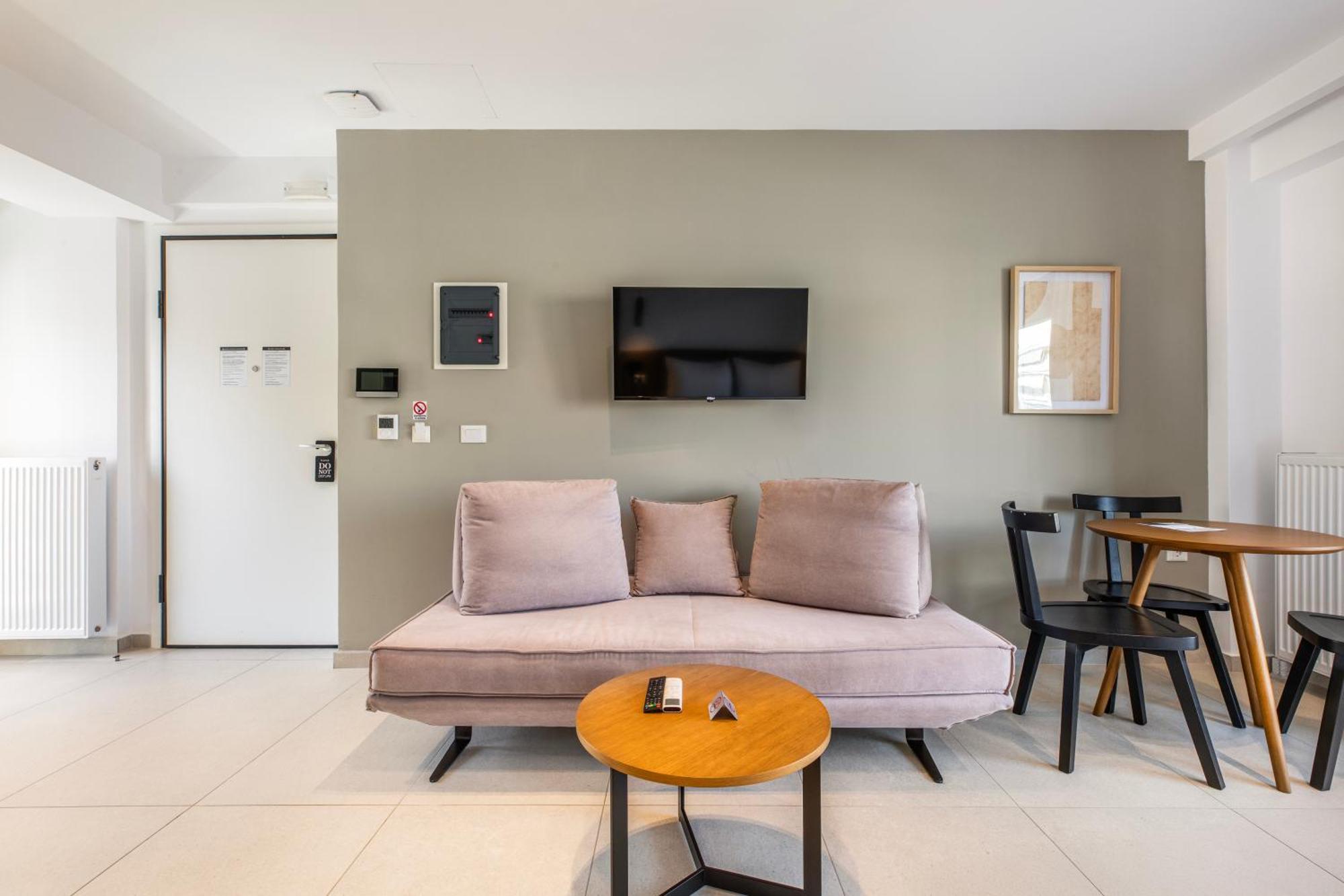 Genesis Luxury Athen