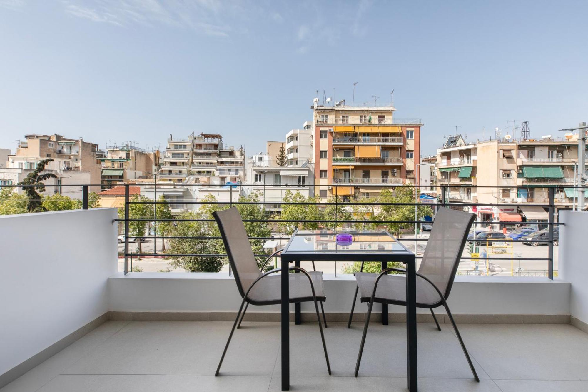 Genesis Luxury Αθήνα
